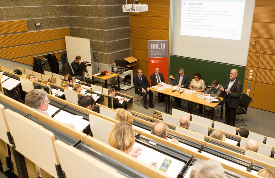 UN70 Forum Table ronde salle 876x568